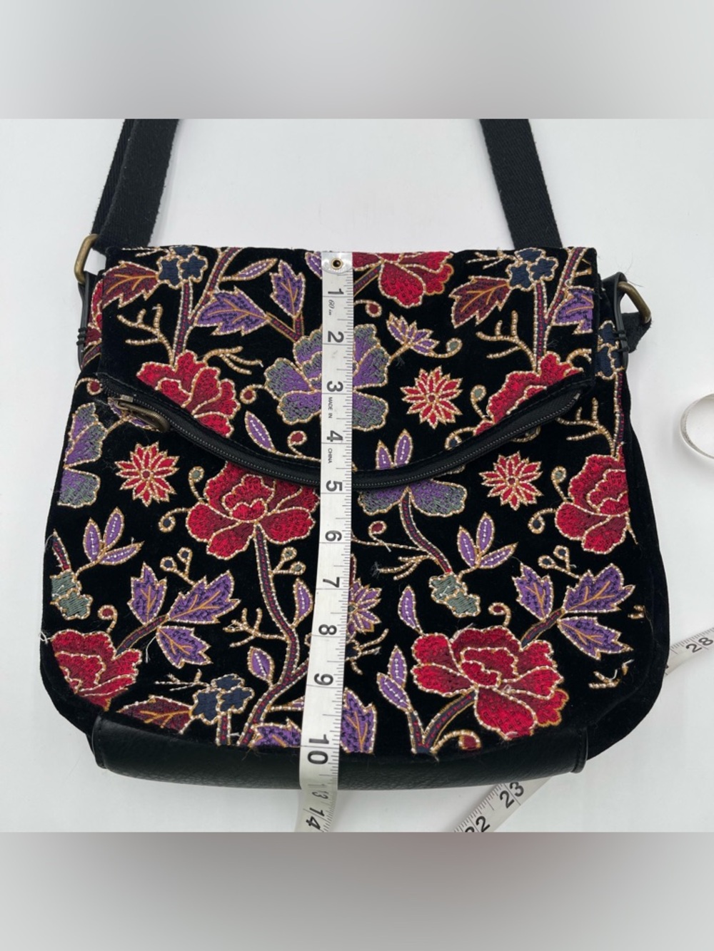 Sakroots Women’s Crossbody Bag Floral Embroidered Black Boho Hippie - Picture 13 of 14